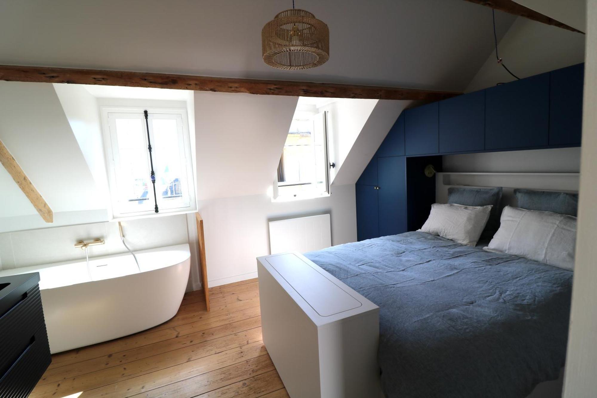 Holiday home La Canopee De *